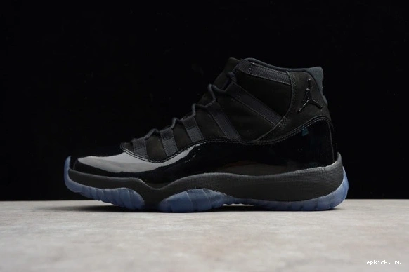 EP Gown 378037-005 and Cap Jordan 11 378037-005  Retro 0516